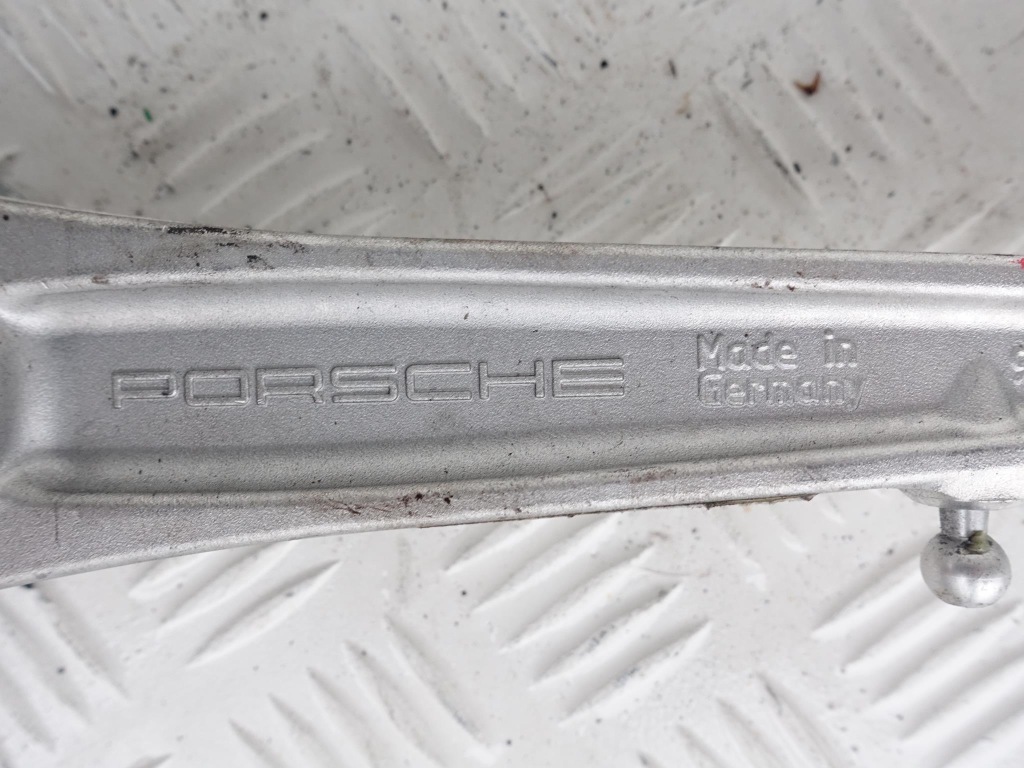 фото №8, Porsche 918 spyder важіль верхній задня l=r