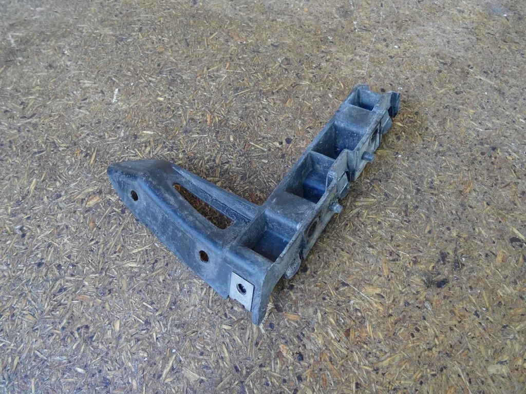 фото №14, Audi tt 8j 06-14 кронштейн направляющая бампера правый перед передний 8j0807184b