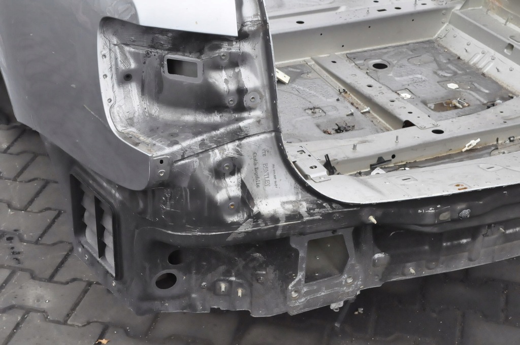 фото №6, Bentley bentayga pas задняя задний крыло левый правый четверть поддон l999