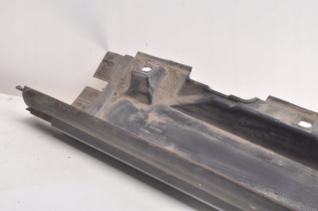 фото №15, Volvo s40 ii v50 накладка молдинг поріг права 31283505