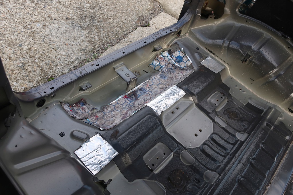 фото №7, Пол кузов suzuki jimny europa bez ржавчина