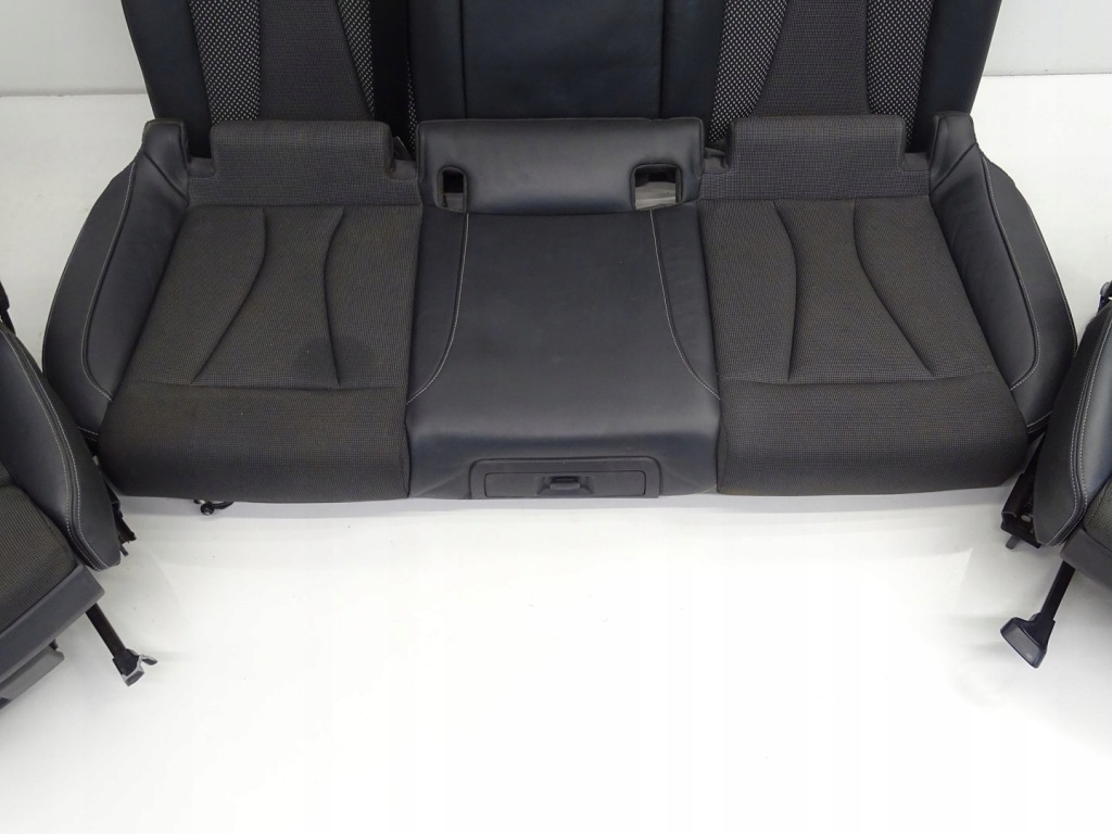 Kpl сидіння заднє сидіння оббивка шкіра напівшкіра audi a3 8v 5d sb 5двері s-line Доставка