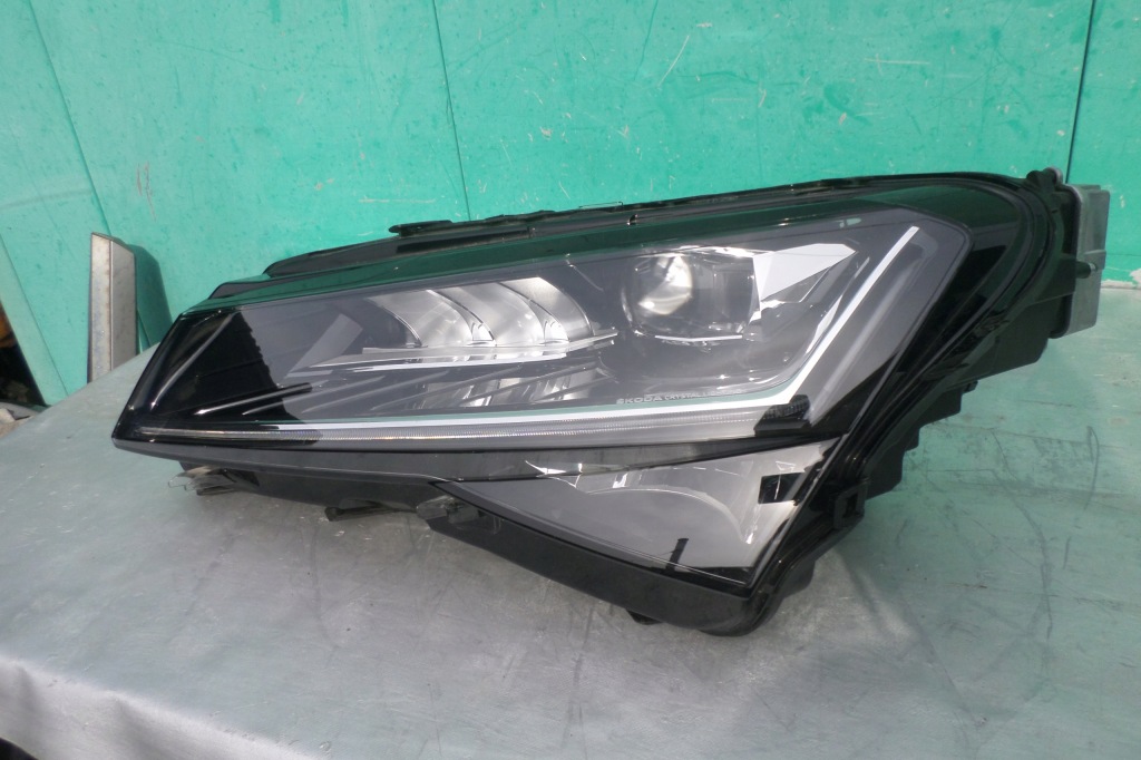 Купить Skoda superb 3 рестайлинг  фара левая фара full led 3v1941015e