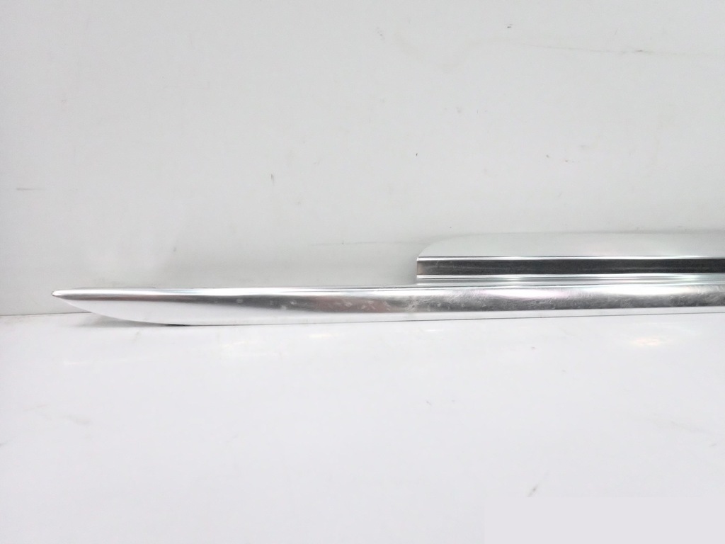 фото №9, Молдинг порог хром правая long 4h4853986b audi a8 d4