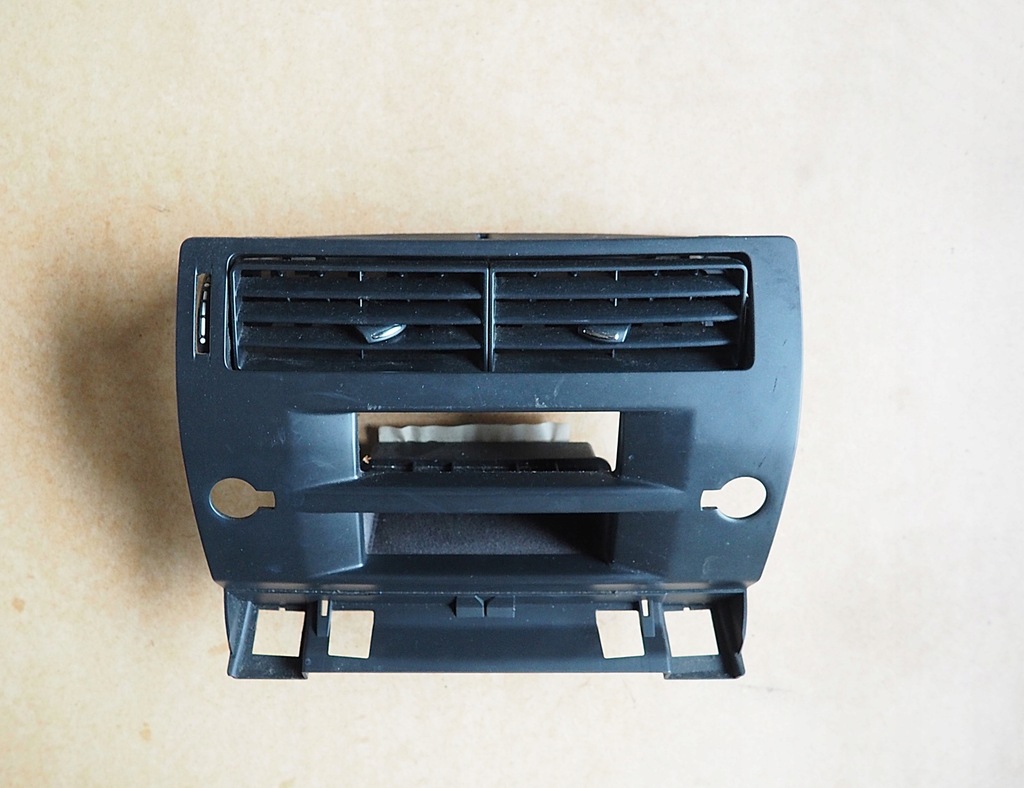 фото №5, Citroen c4 coupe решётка обдув средняя 96495994zd w консоли двойной