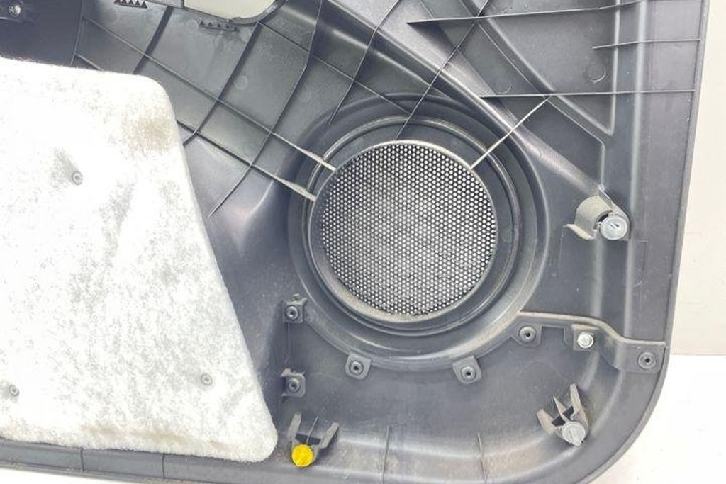 фото №10, Обшивка передніх правих двері kia sportage v nq5 823251f000 2.0l