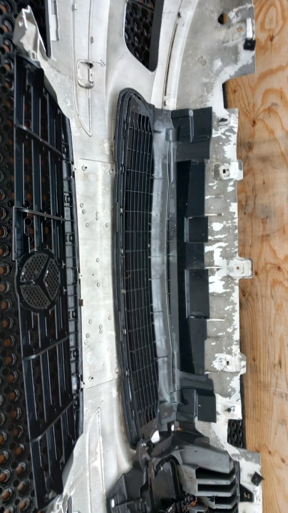 Mercedes w169 бампер перед противотуманная фара 761 Оригинал