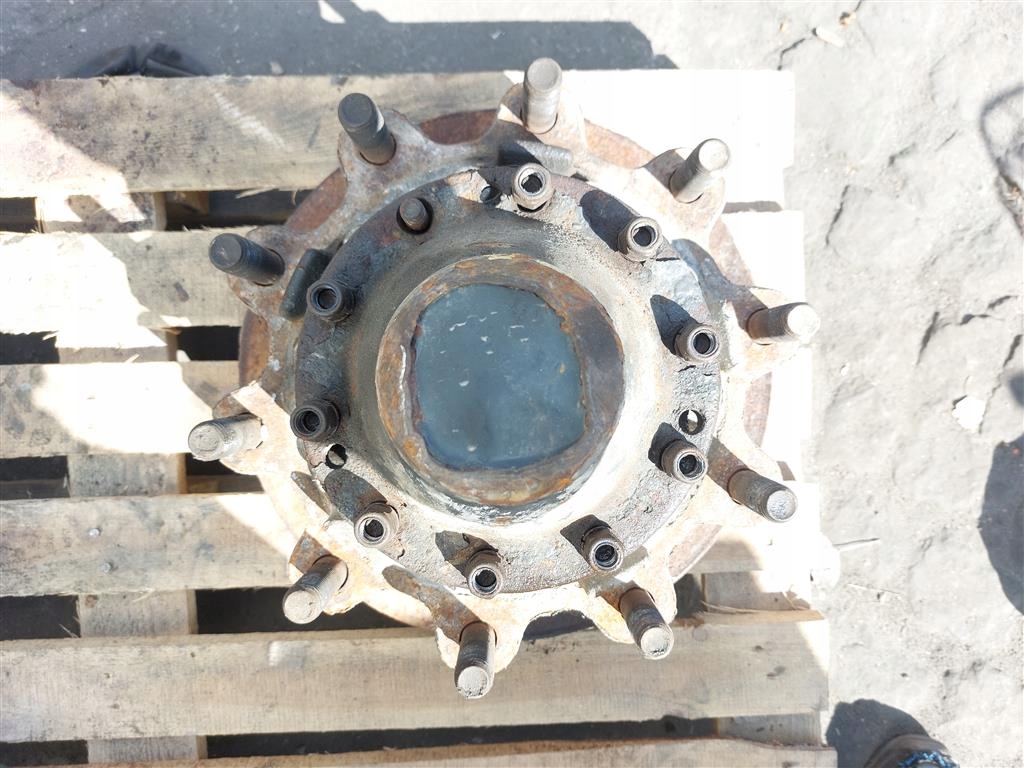 фото №1, Ступица левый задняя scania 4 r scania r440 2004-2016r 1394399