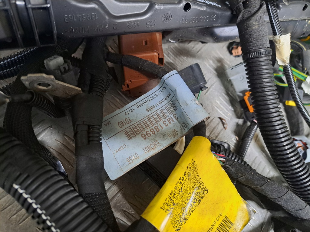 фото №8, Opel vivaro 2023 r 2.0 cdti механічна коробка передач електропроводка відсік двигуна 9804848180