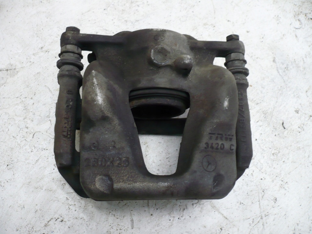 фото №1, W246 mercedes супорт лівий правий перед 280x25