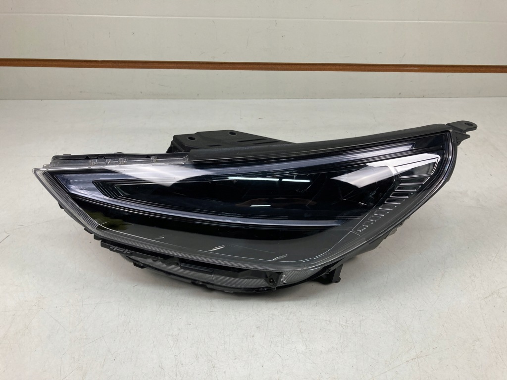 Купити Фара ліва передня ліве перед hyundai i30 3 3 рестайлінг  full led 92101g4600