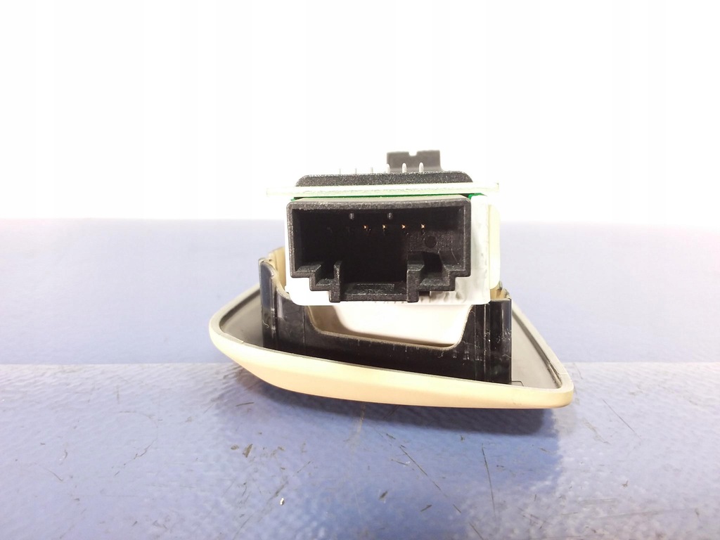 фото №6, Porsche panamera i 970 лампа потолочный задняя правая