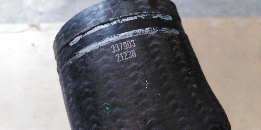 фото №8, Ferrari f8 труба шланг впуск воздуха 318185 337903