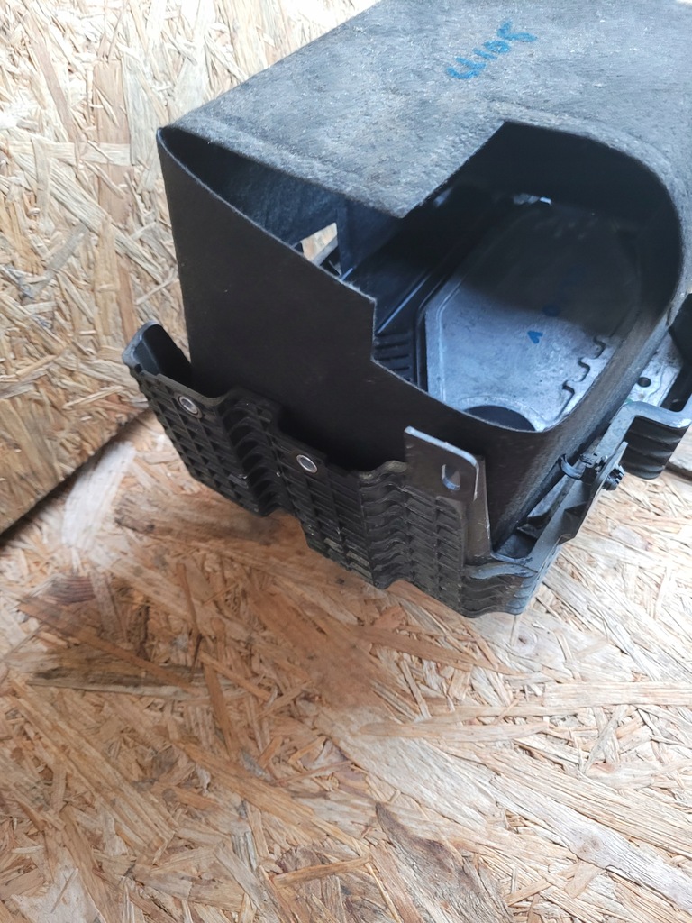 фото №4, Основание аккумулятор корпус renault clio v 1.5bdci