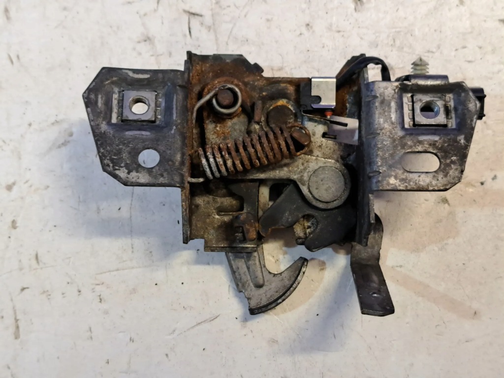 фото №2, Volvo v50 2005 замки