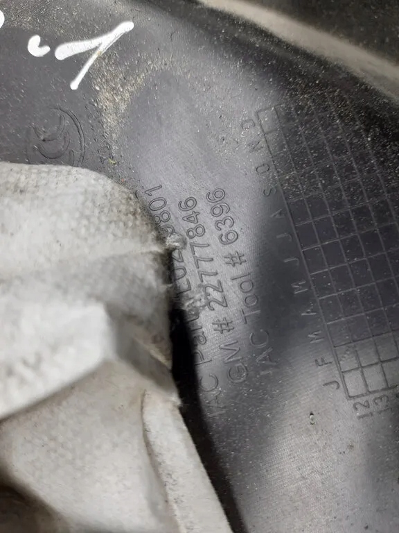 фото №5, Chevrolet corvette 22777846 левая обшивка стоек