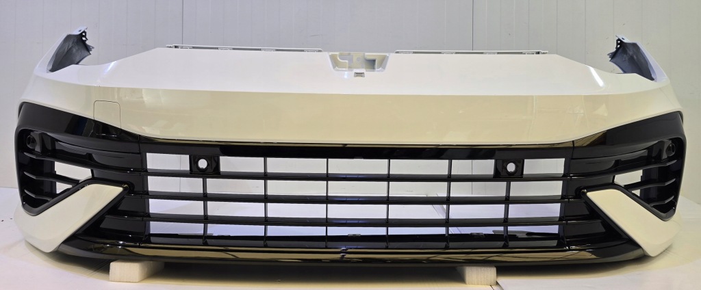 фото №1, Бампер перед golf 8 viii r-model 6pdc lc9a передній 5h0807221e