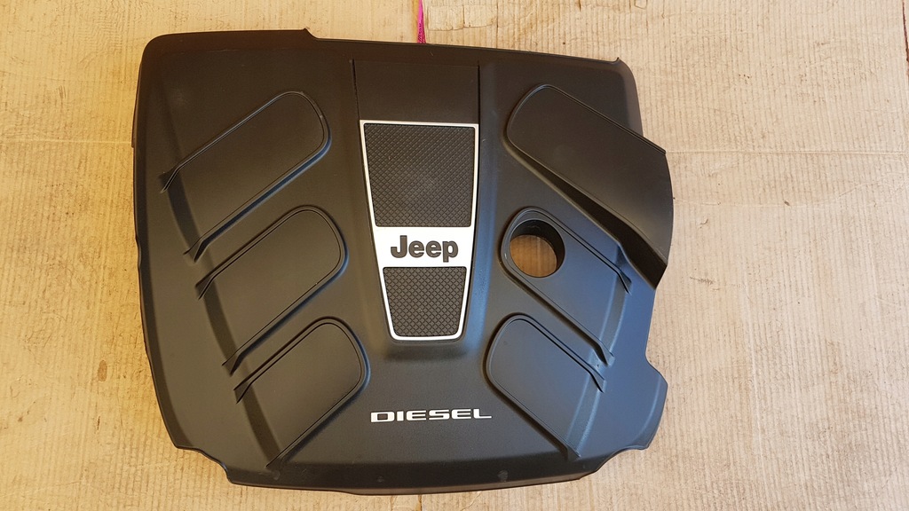 фото №1, Jeep grand cherokee wk2 кришка двигуна crd