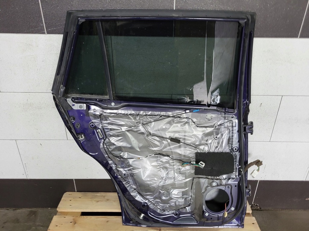 фото №16, Дверь левый задняя левая задние d7h subaru legacy v outback kombi