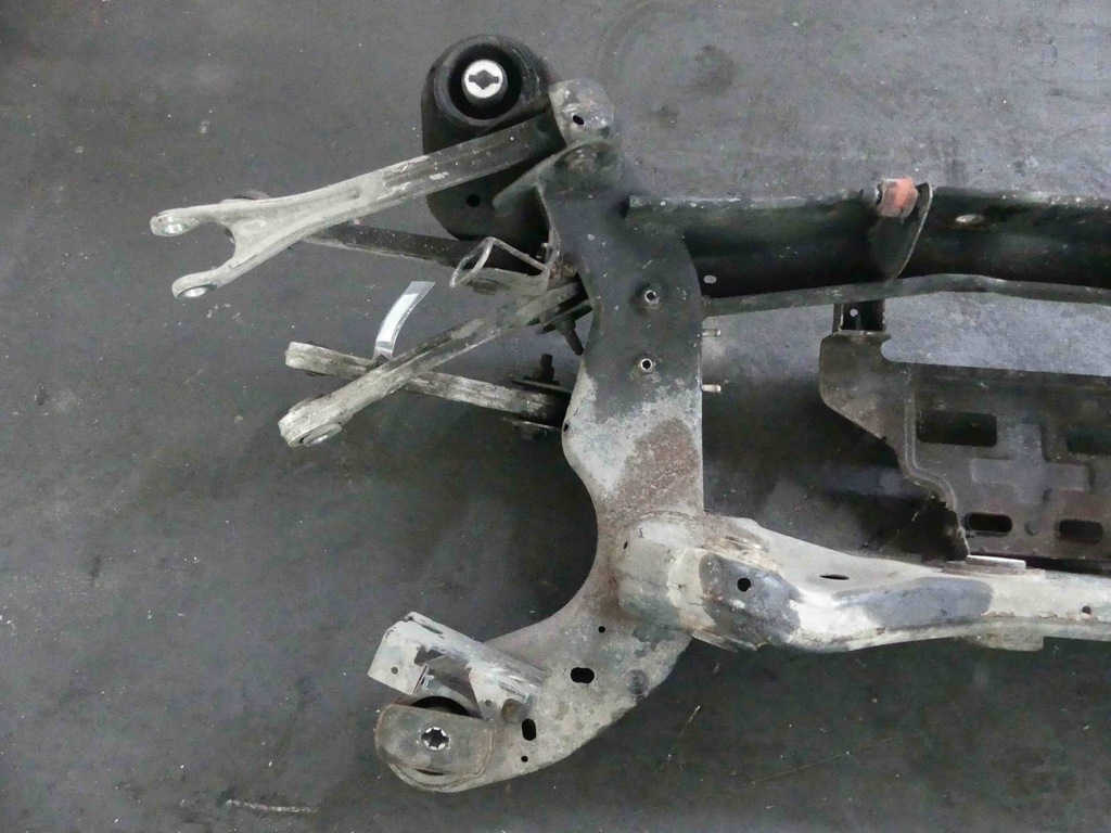 фото №10, Балка задняя задняя maserati ghibli iii 13-17