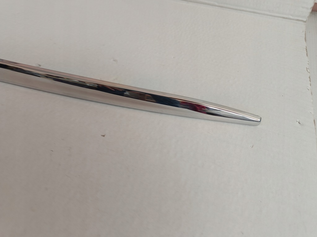 фото №4, Хром молдинг крышки задняя 5817a287 mitubishi eclipse cross