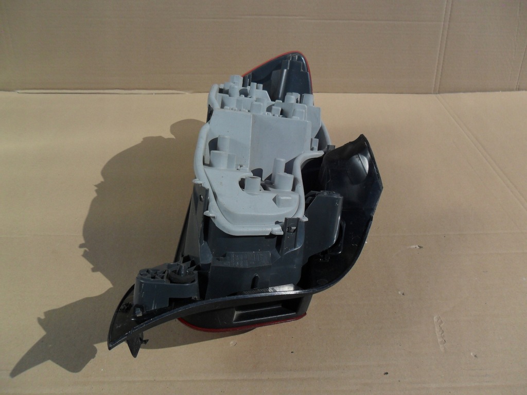 фото №14, Bmw 2 f22 f23 лампа правый задняя 7295424