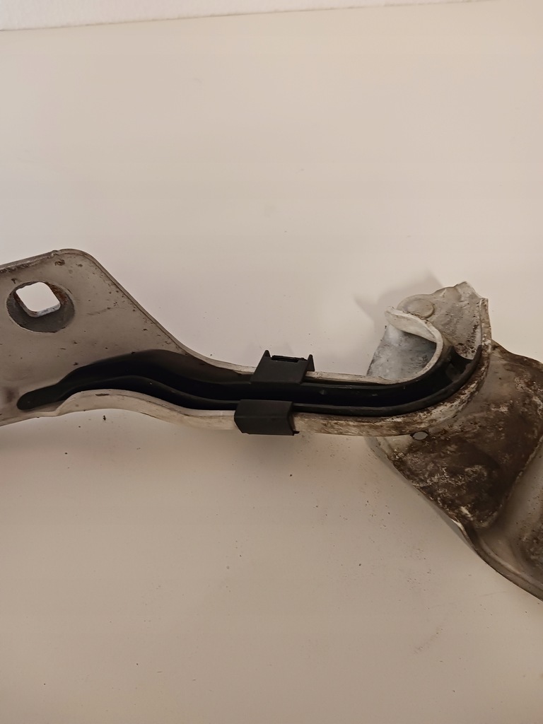 фото №3, Петля капот лівий renault clio iii