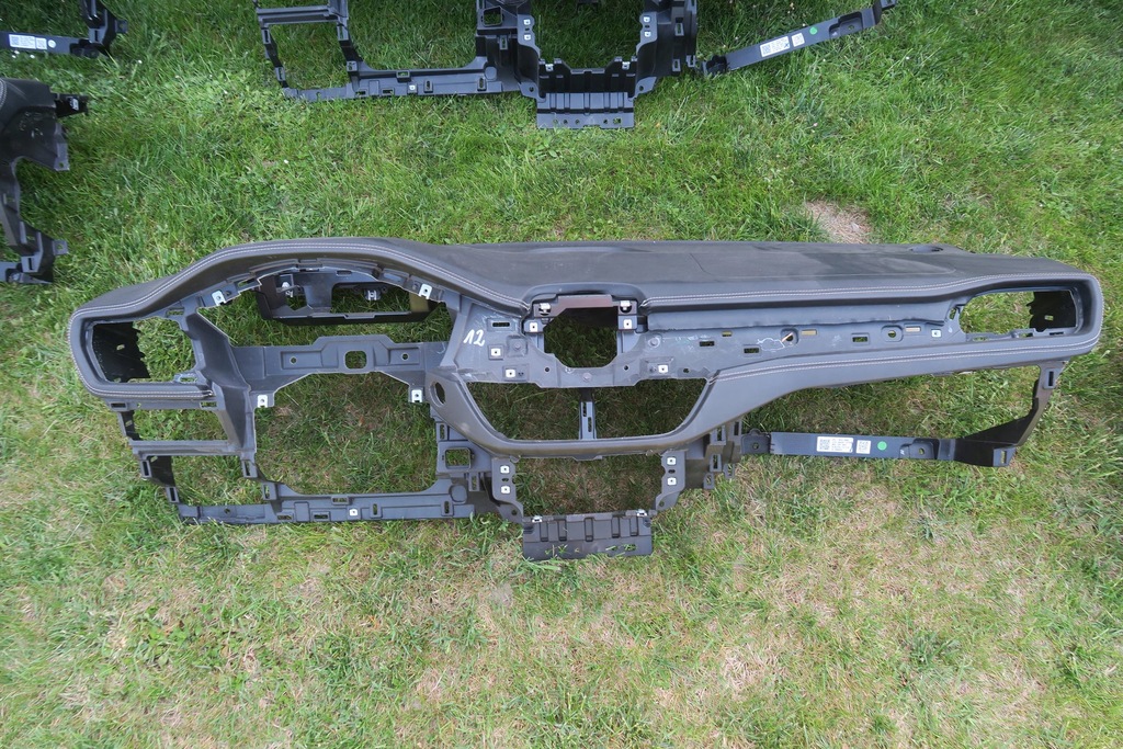 фото №1, Ford focus mk4 приборная панель консоль оригинал vignale !!