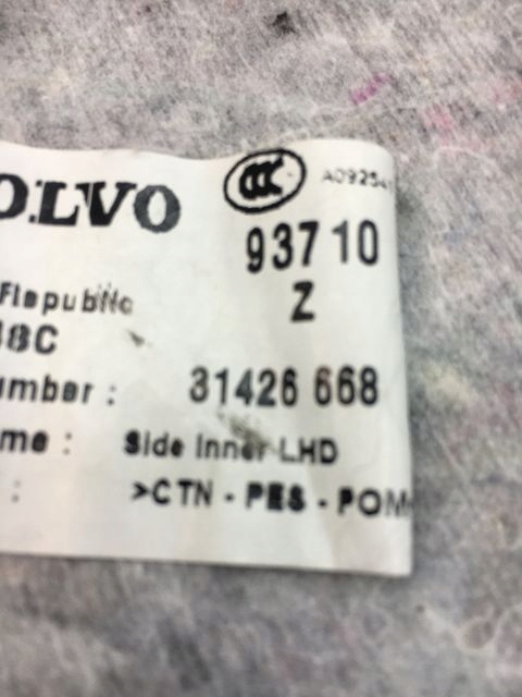 фото №5, Volvo xc60 изоляция багажника левая 31426688