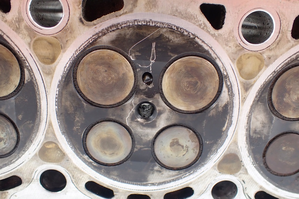 фото №14, Головка 90352084f правая grand cherokee jeep wk2 3.0crd