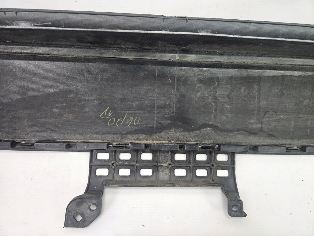 Suzuki vitara ii 2015 - бампер задний задняя pdc 71811-54p Недорого