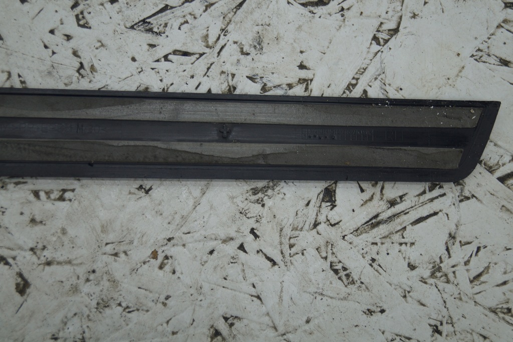 фото №6, Молдинг поріг права audi r8 420 420853374