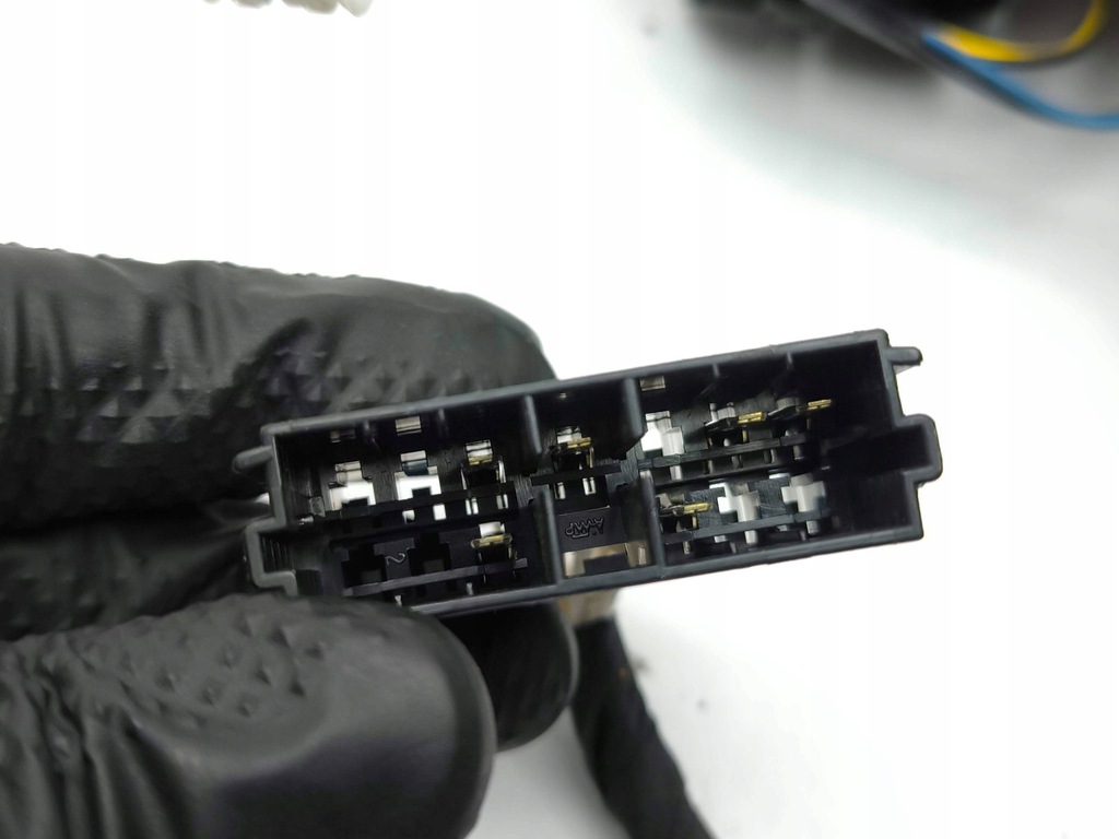 фото №7, Maserati quattroporte 2008 правая сторона кнопки управление сиденье