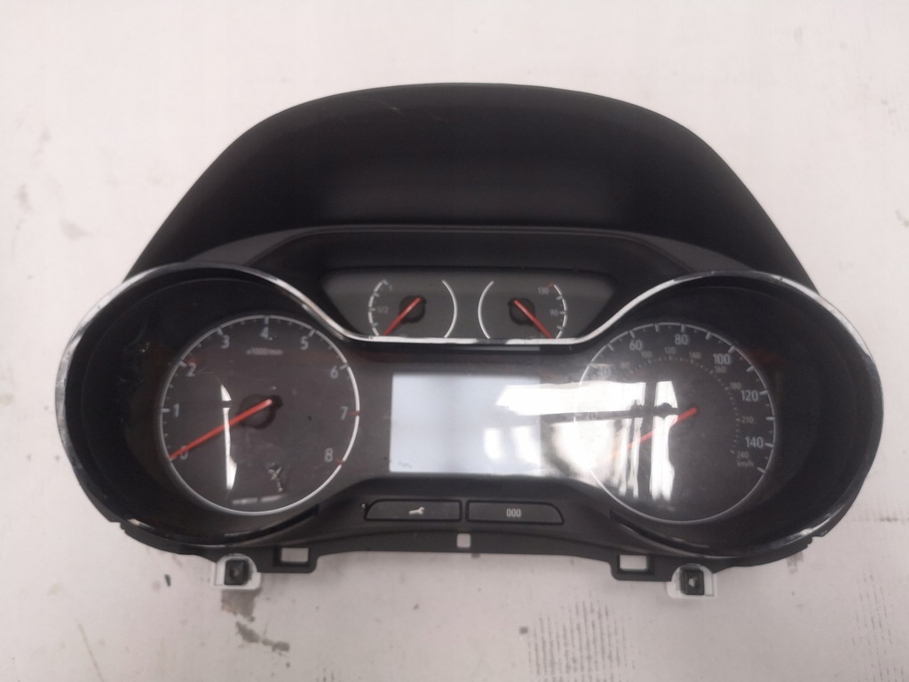 фото №1, Opel crossland x лічильник прилади angielski