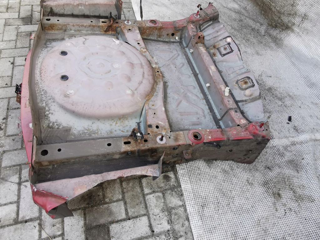 фото №10, Mazda 6 iii gj gl 12-18 kombi pas задний поддон пол багажника 41v