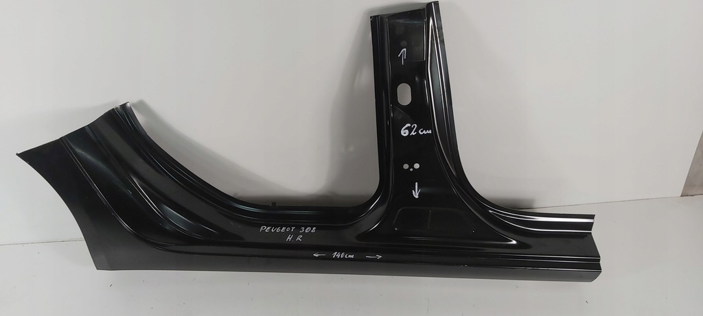 фото №1, Peugeot 308 блок двигателя порог правый задняя