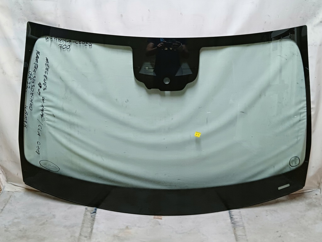 фото №1, Стекло передняя mercedes w177 18- ka se hu or kamy