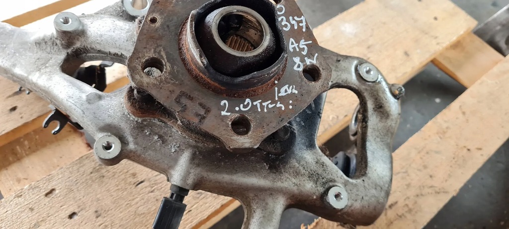 фото №8, A5 8w поворотний кулак ліва лівий перед передня 8w0407253f a4 b9 8w