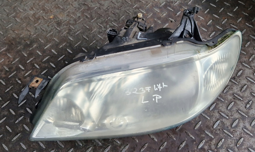 фото №1, Лампа лівий перед mazda 323f bj lift