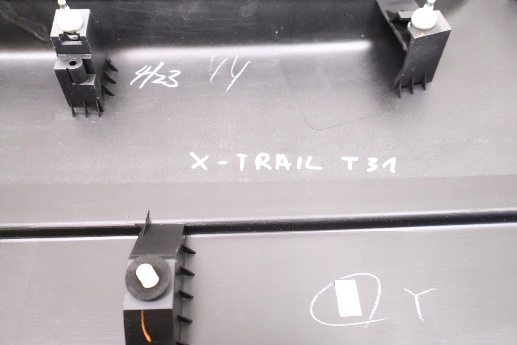 фото №9, Nissan x-trail t32 накладка крышки багажника 909011dj0a