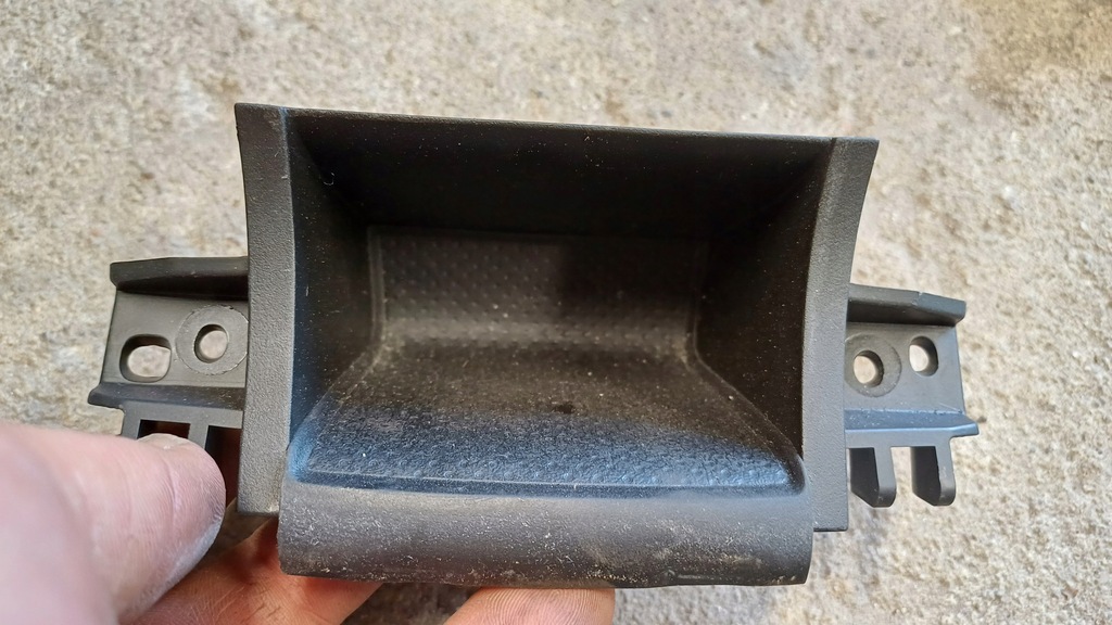 фото №1, Chevrolet cruze бардачок захист 95935665