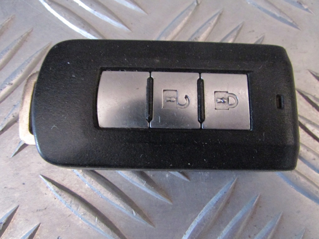 фото №1, Pilot ключ mitsubishi asx 12r