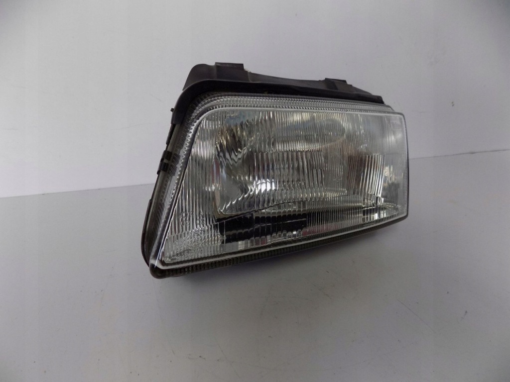 фото №10, Audi a4 лампа ліва h7- 5203