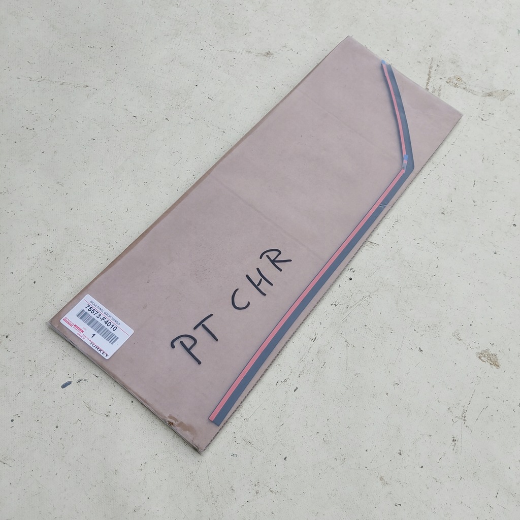 фото №1, Молдинг скло двері правий задня toyota chr 75573f4010