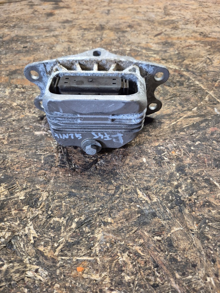 фото №5, Bmw f45 кронштейн подушки безопасности двигателя 172768