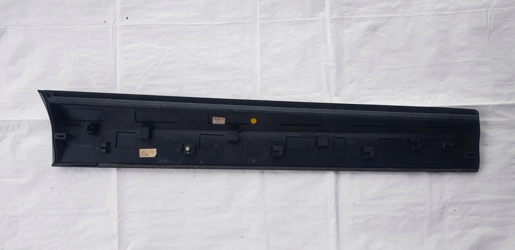 фото №3, Vw t-roc 2ga r-line 17- молдинг накладка na дверь правая перед