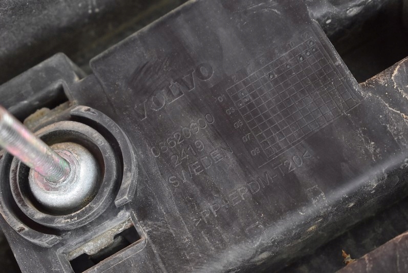 фото №9, Балка бампера задняя задняя усилитель 08620600 volvo xc90 1 i 02-06