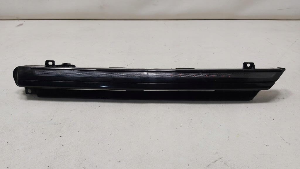 фото №1, Молдинг led левая vw golf viii 8 5h0941653a