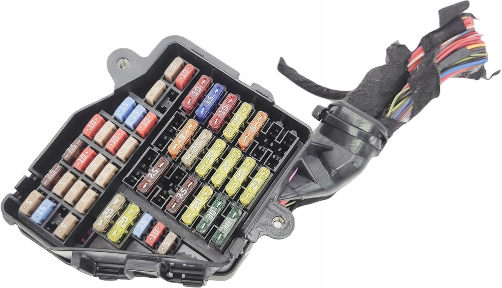 фото №1, Audi a8 d3 lift коробка запобіжників запобіжники