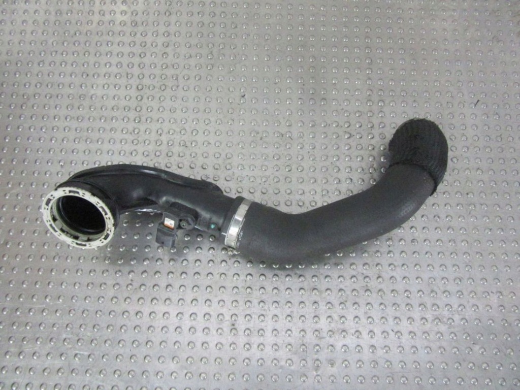 Купить Cadillac cts iii 2.0i 2016 труба пабтрубок  воздухозаборник воздуха